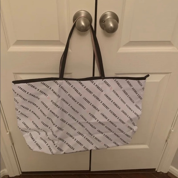 Victoria secret bag - Picture 1 of 1